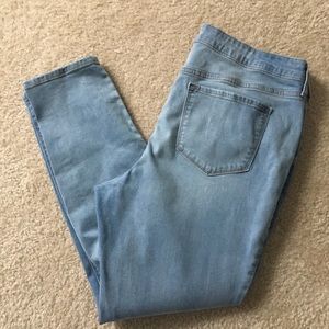 Old Navy Rockstar Jeans (midrise) size 16R